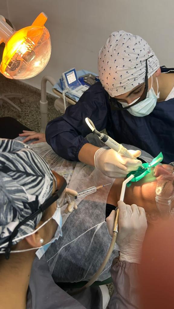 De excelencia, con tecnología de vanguardia y sin dolor: en qué consiste el tratamiento de conducto en la facultad de Odontología de La Plata.