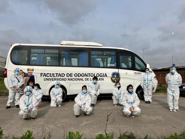 Acciones Solidarias en los Barrios más populares FOLP-UNLP Acciones Solidarias en los Barrios más populares FOLP-UNLP