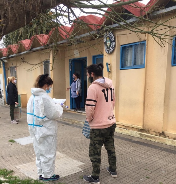 Acciones Solidarias en los Barrios más populares FOLP-UNLP Acciones Solidarias en los Barrios más populares FOLP-UNLP