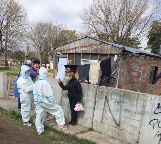 Acciones Solidarias en los Barrios más populares FOLP-UNLP Acciones Solidarias en los Barrios más populares FOLP-UNLP