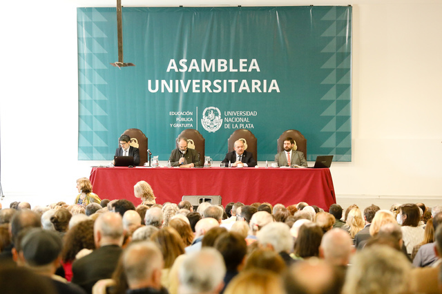 La FOLP felicita al nuevo Presidente de la UNLP Lic. Martín López Armengol