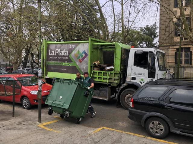 La FOLP UNLP continua con el Compromiso Ambiental de la UNLP "Recuperamos"