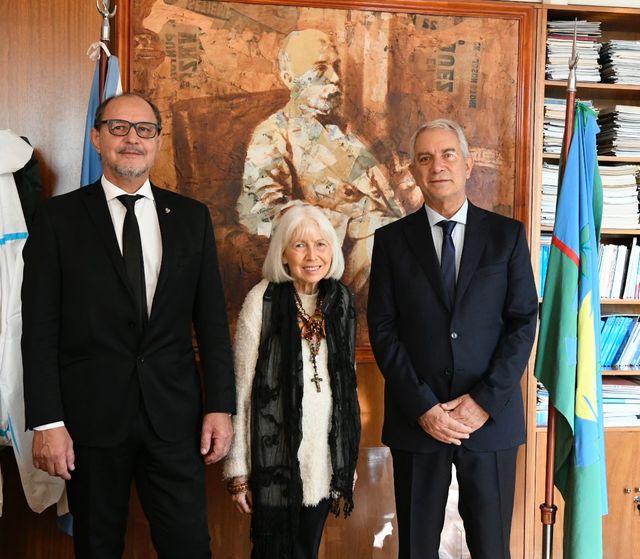 VISITA DEL MINISTRO DE JUSTICIA JULIO ALAK A LA FOLP UNLP