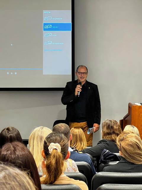 SE LLEVÓ A CABO LA JORNADA INTERNACIONAL DE “DIAGNÓSTICO Y TRATAMIENTO EN LA DENTICIÓN MIXTA TEMPRANA”
SE LLEVÓ A CABO LA JORNADA INTERNACIONAL DE “DIAGNÓSTICO Y TRATAMIENTO EN LA DENTICIÓN MIXTA TEMPRANA”