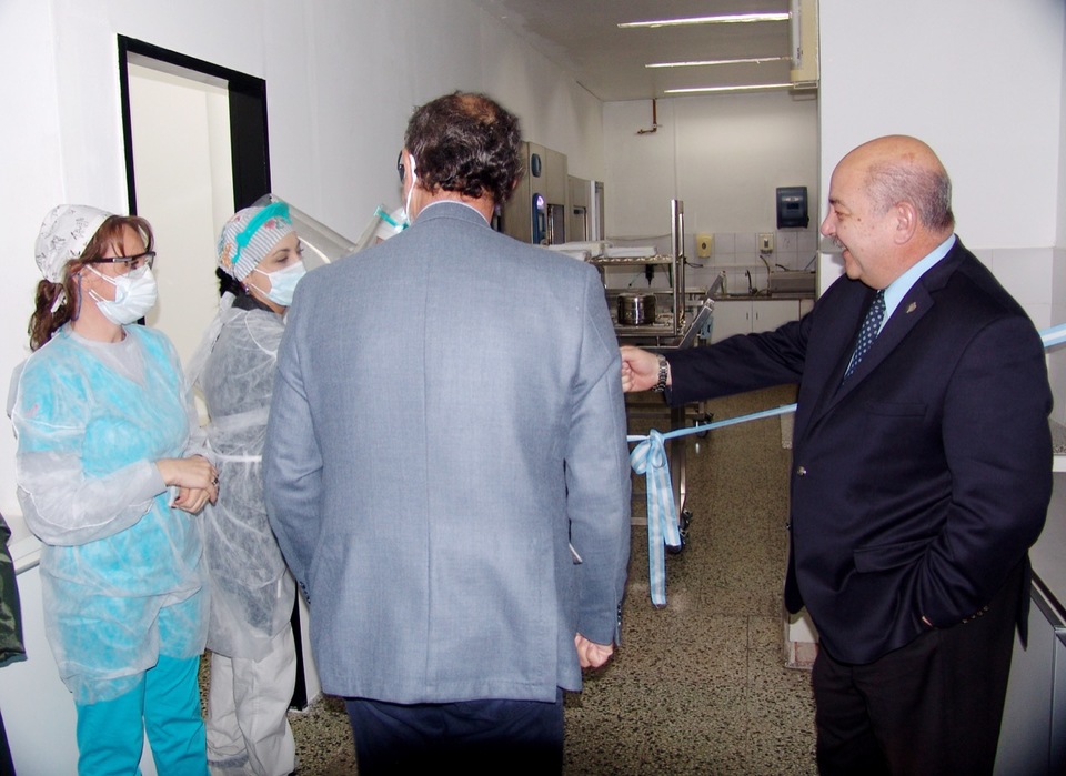 Quedó Inaugurada la nueva sala de esterilización con autoclaves de última generación.