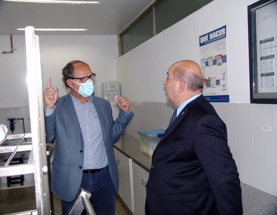 Quedó Inaugurada la nueva sala de esterilización con autoclaves de última generación.