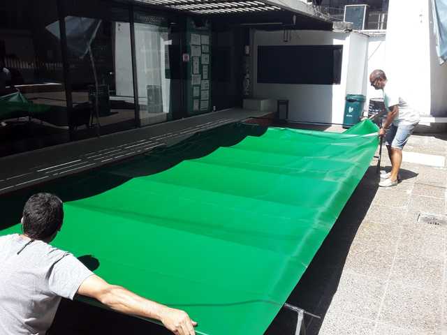 Nuevo toldo en nuestra facultad! 
