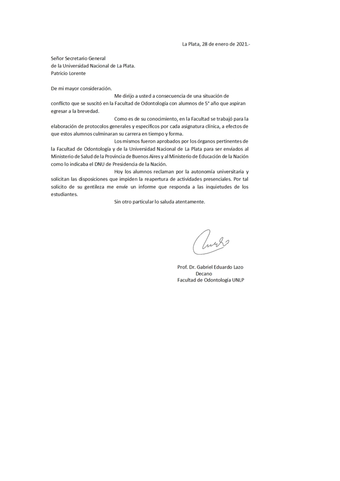 Nota del Decano dirigida al Prof. Patricio Lorente y su respuesta.