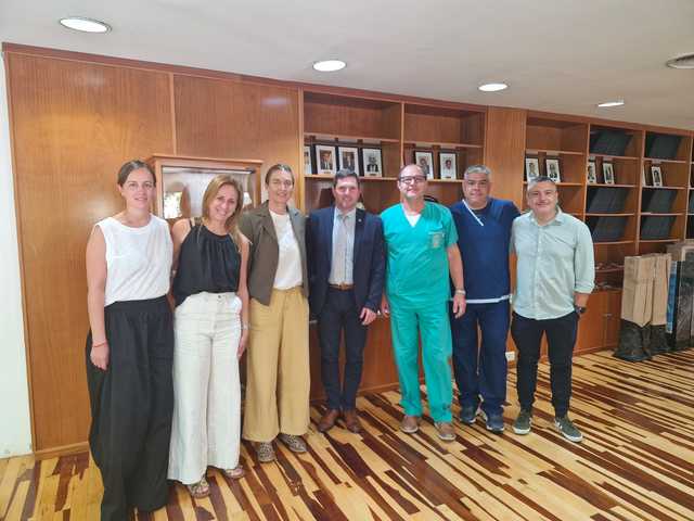 El municipio de Arrecifes creará un Hospital Odontológico a través de un convenio con la FOLP-UNLP
El municipio de Arrecifes creará un Hospital Odontológico a través de un convenio con la FOLP-UNLP