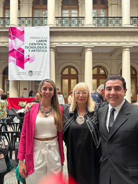 Egresados/as de posgrado e investigadores/as de la FOLP fueron distinguidos por la UNLP