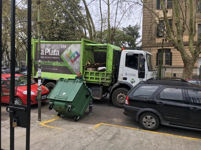 La FOLP UNLP continua con el Compromiso Ambiental de la UNLP "Recuperamos"